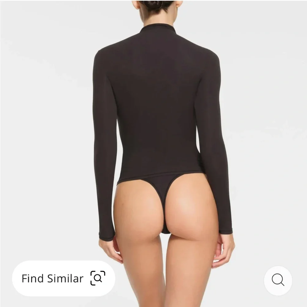 NWOT SKIMS Fits Everybody Long Sleeve Mock Turtleneck Top, Women’s M - Picture 2 of 4